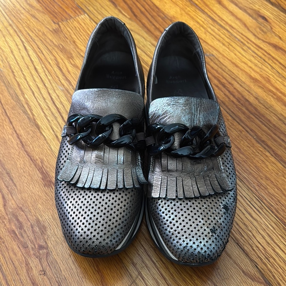 Softwaves metallic platform loafer